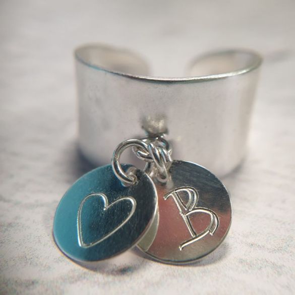 Bague avec sales pendentif personnalisable