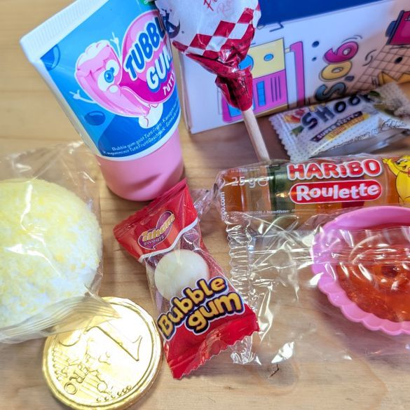 Box bonbons années 80's et 90's personnalisable St Valentin, cadeau  couple, amoureux
