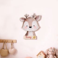 Décoration murale enfant Daim en bois – déco chambre bébé forêt